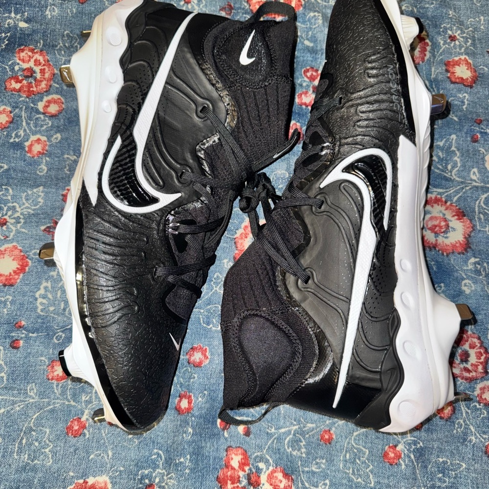 New Nike Alpha Huarache NXT
Men's Baseball Cleats Sz 15